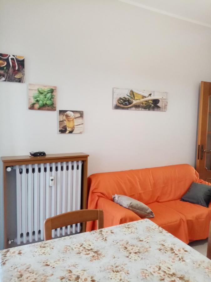 Bruno Turin Apartment Near The Metro Collegno Luaran gambar