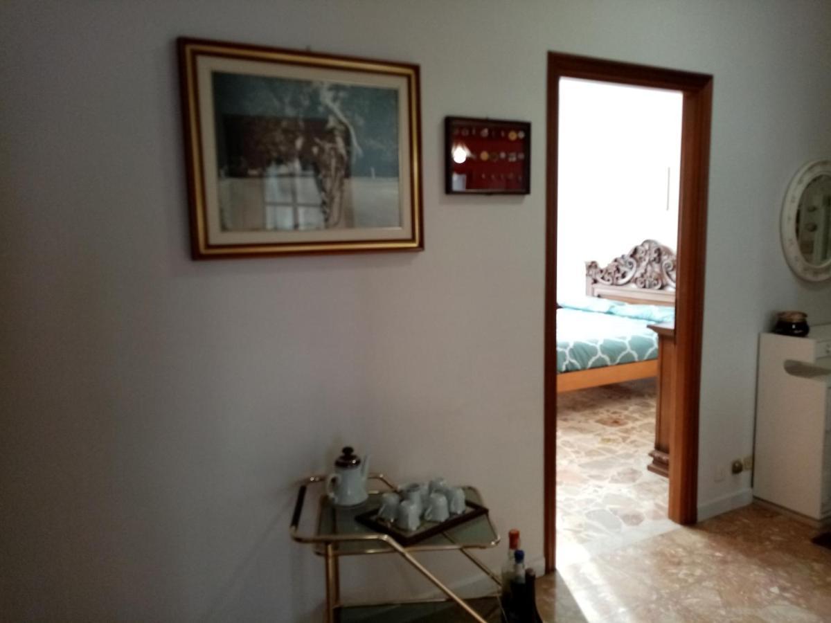 Bruno Turin Apartment Near The Metro Collegno Luaran gambar